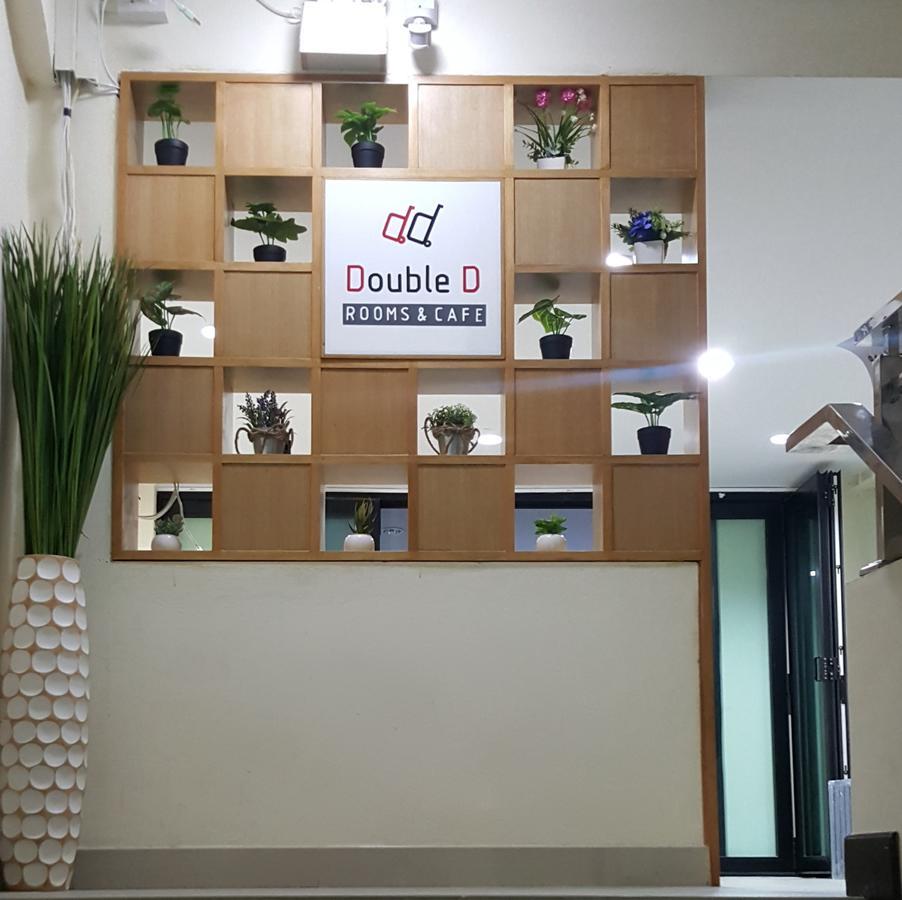 Double D Rooms & Cafe Bangkok Exterior photo